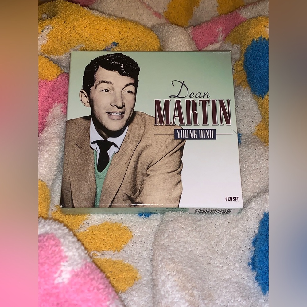 Dean Martin Young Dino 4 CD Box Set Like New